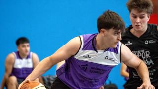 Mariano Lakers triunfa en Baloncesto, mientras que Forrajeros lo hace en Fútbol Sala
